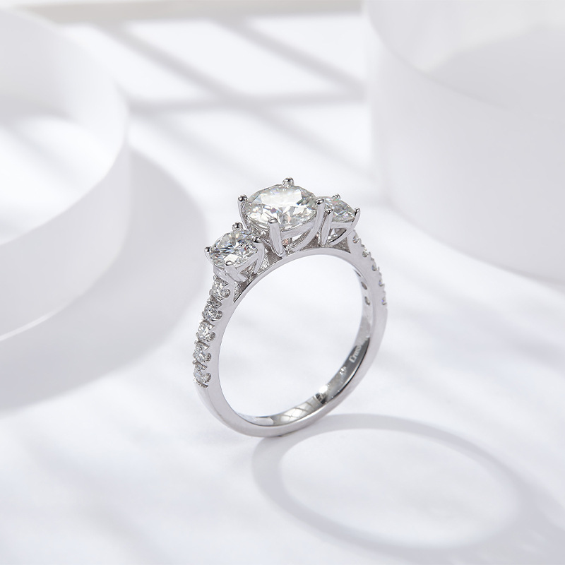 HTOTOH 3 Stein 1 Karat D Farbe – Moissanite Engagement Ring 1 Carat Bewertung und Preis